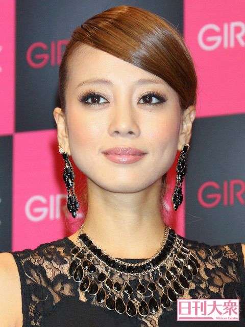 あびる優の元夫・才賀紀左衛門“裏の顔”と“ブロック祭り”に非難の声!! | 日刊大衆