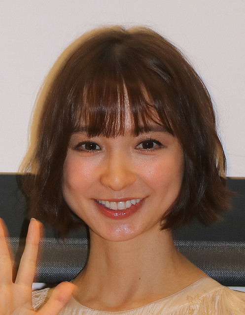 篠田麻里子　宇垣美里＆相川七瀬と美人ぞろい3ショット反響「顔面偏差値高すぎ」「三姉妹みたい」