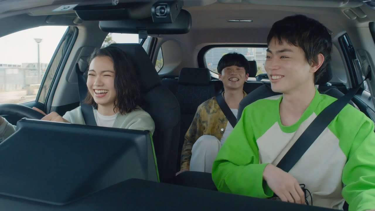 菅田将暉の“自動車CM“が大不評「危ないわ！」「あり得ない…」