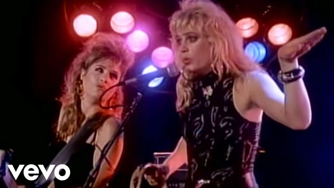 The Bangles - Walk Like an Egyptian (Video Version) - YouTube