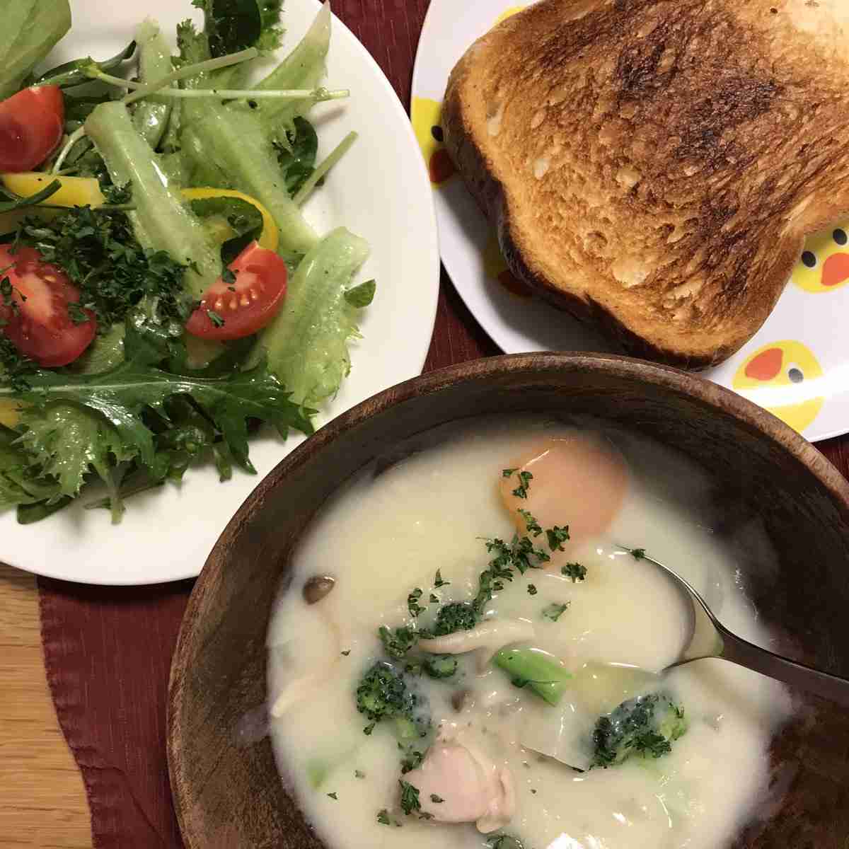 好きな芸能人や推しの恋愛、結婚についてどう感じますか？