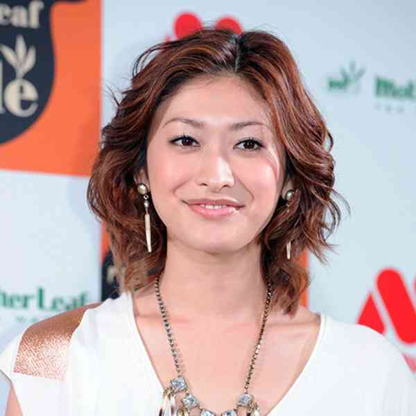 山田優“極秘出産”の理由が謎だらけ！ 散々ニオわせてきたのに… | NewsCafe
