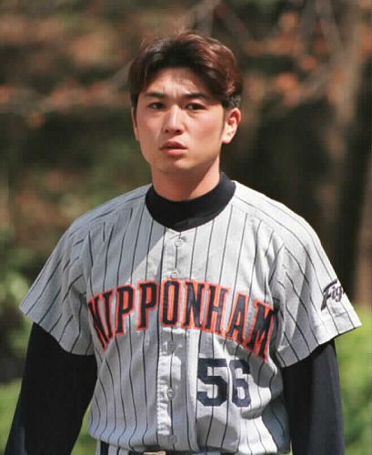 釣りざおで女性下着を…プロ野球・日本ハムの元選手を窃盗未遂容疑で逮捕