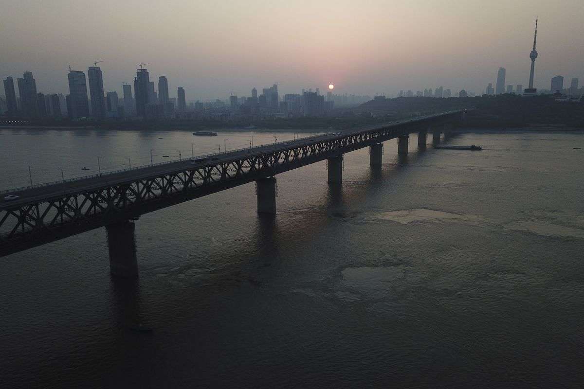 長江大洪水、流域住民が恐怖におののく三峡ダム決壊 洪水を防ぐダムに「ブラックスワン」が飛来してしまうのか？(1/5) | JBpress（Japan Business Press）