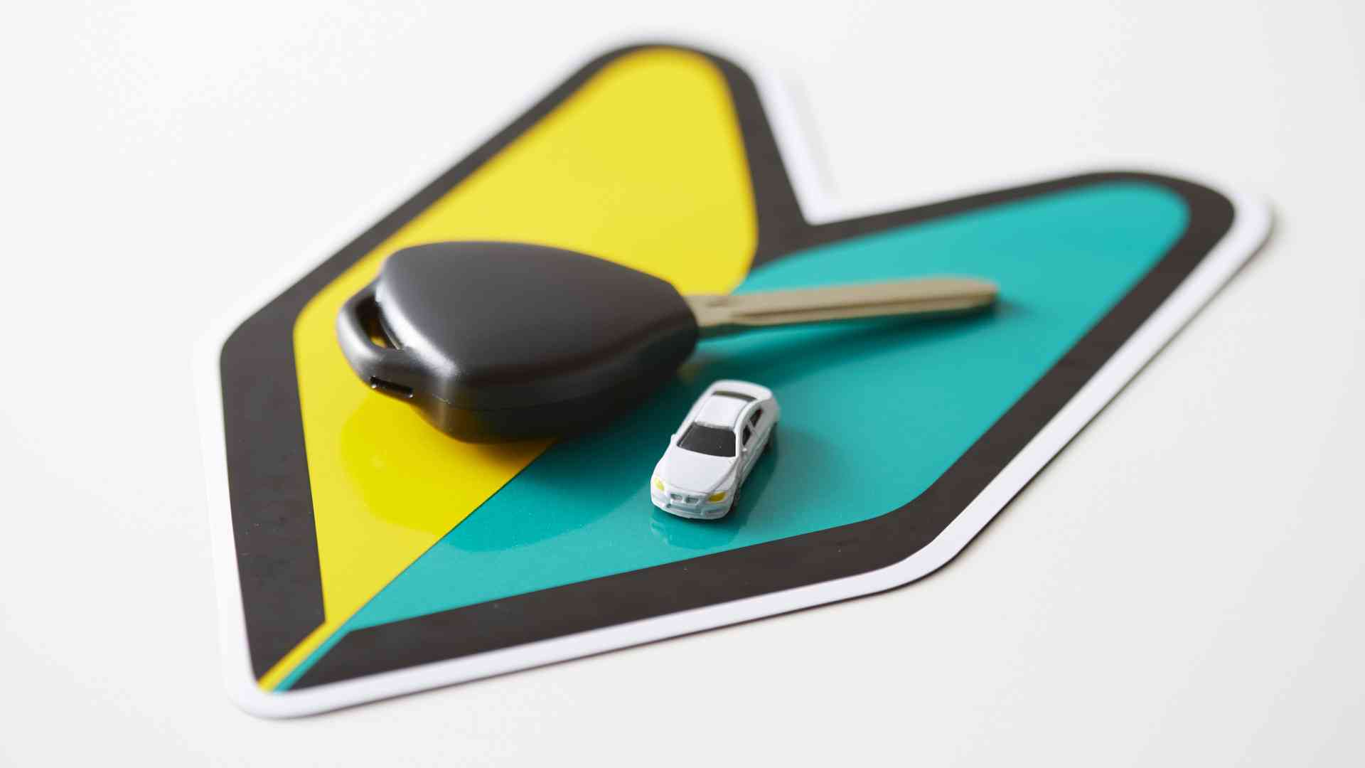 春休みは「免許取り立て」若者の事故が多発　車運転の前に大事なチェックを(柳原三佳) - 個人 - Yahoo!ニュース