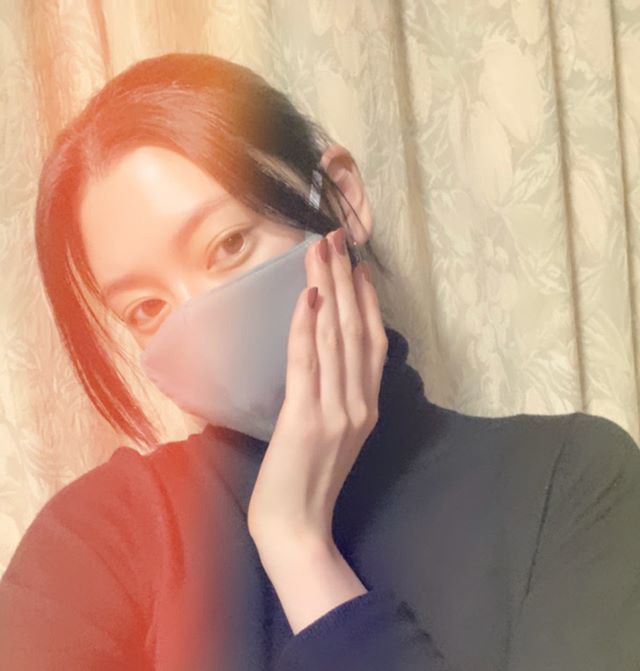 三吉彩花 緊急事態宣言中の外出を「自覚の甘い行動をとってしまったことを深く反省」