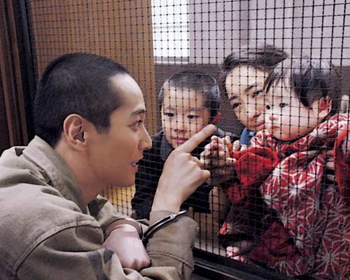 【画像】芸能人の坊主頭が見たい