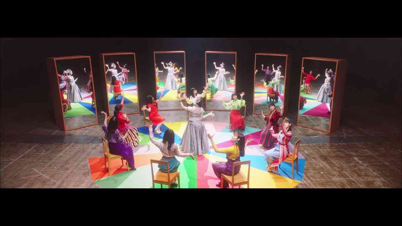 乃木坂46 『しあわせの保護色』 - YouTube