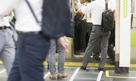 早くも「テレワークロス」の人たち…バスも電車も“密”で通勤がツラい