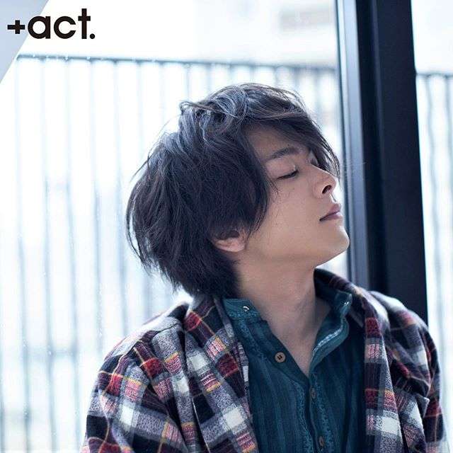 中村倫也の未公開カット公開「本当に全身色気男ですね」「こんなお宝がまだ残っていたなんて!!」
