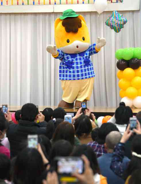 「変なぐんまちゃん」出没にクレーム　貸し出し中止へ（朝日新聞デジタル） - Yahoo!ニュース