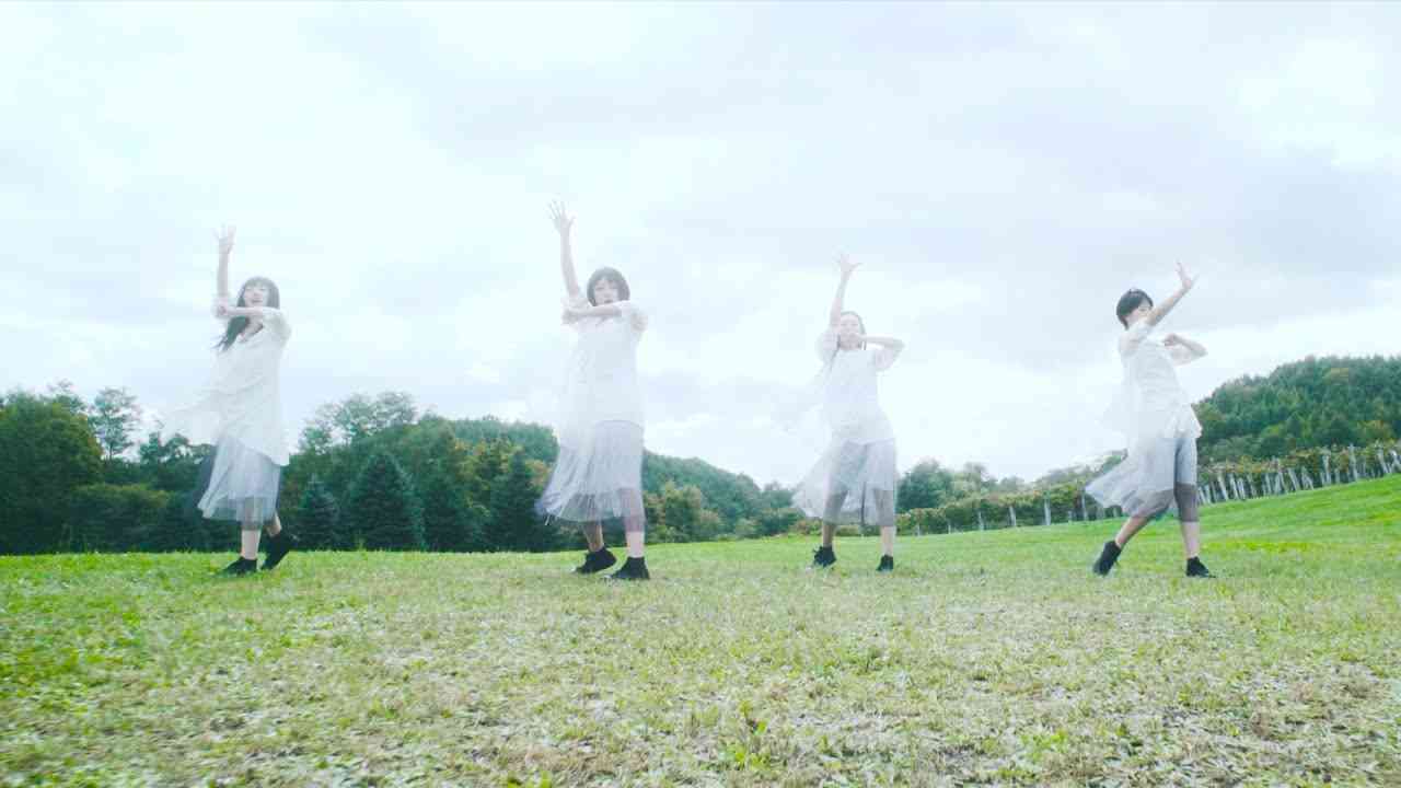 【Dance Shot Ver.】「0と1の世界」／RINGOMUSUME（りんご娘） - YouTube