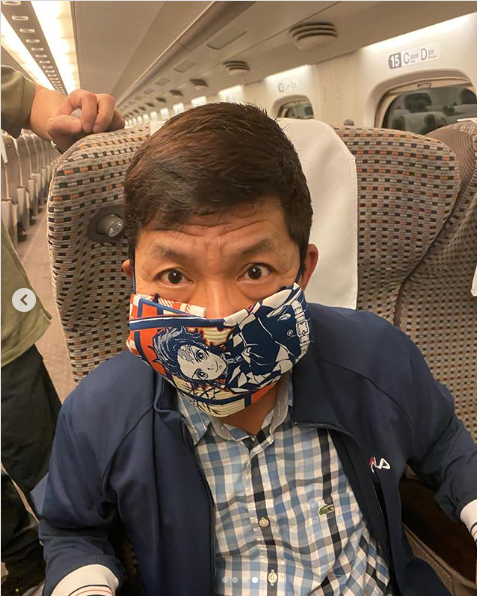 明石家さんまさんが「鬼滅の刃」竈門禰豆子のマスクを装着　次長課長・井上聡さんがインスタグラムに投稿し反響を呼ぶ