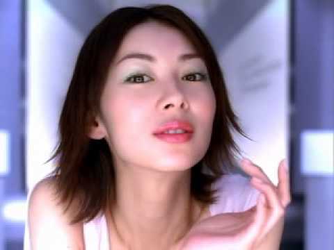 『ごくせん』の再放送で再び注目の伊東美咲 セレブ婚後の現在は“普通の暮らし”?