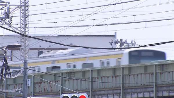 【独自】電車内から消火器投げつけ　37歳の男逮捕　東京・武蔵野市
