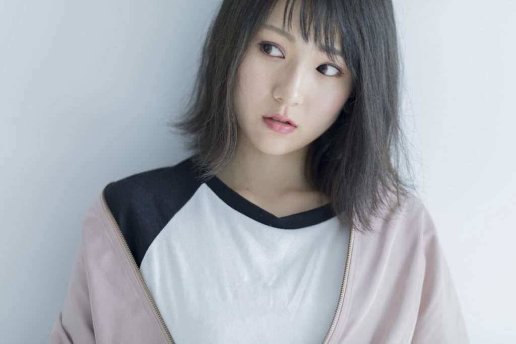 蒼井優も！実は足が大きい女性芸能人3人 | エンタメウィーク