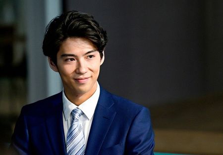 ギャップすご!賀来賢人「半沢直樹」と『今日俺』演技のふり幅が話題