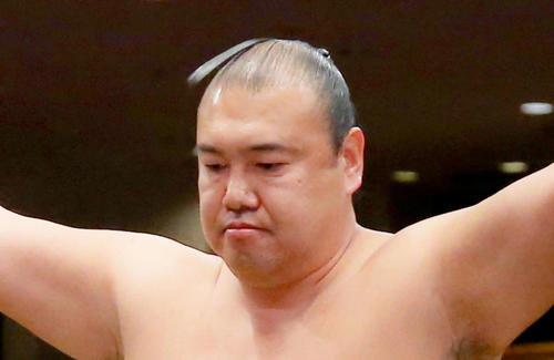 50歳力士112年ぶり勝利　昭和入門の序二段華吹 - 大相撲 : 日刊スポーツ
