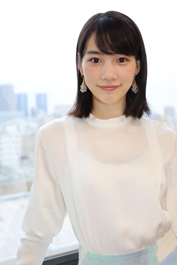 前髪アリが似合う女性芸能人の画像