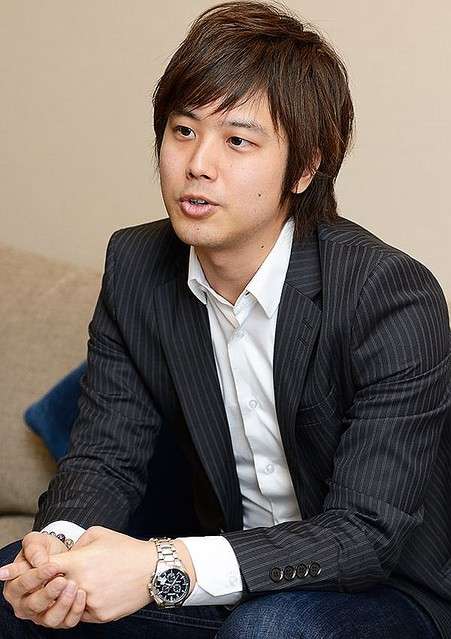 牧野由依と結婚した三浦祐太朗 帰宅するとキス…「二次元の嫁」とも同居