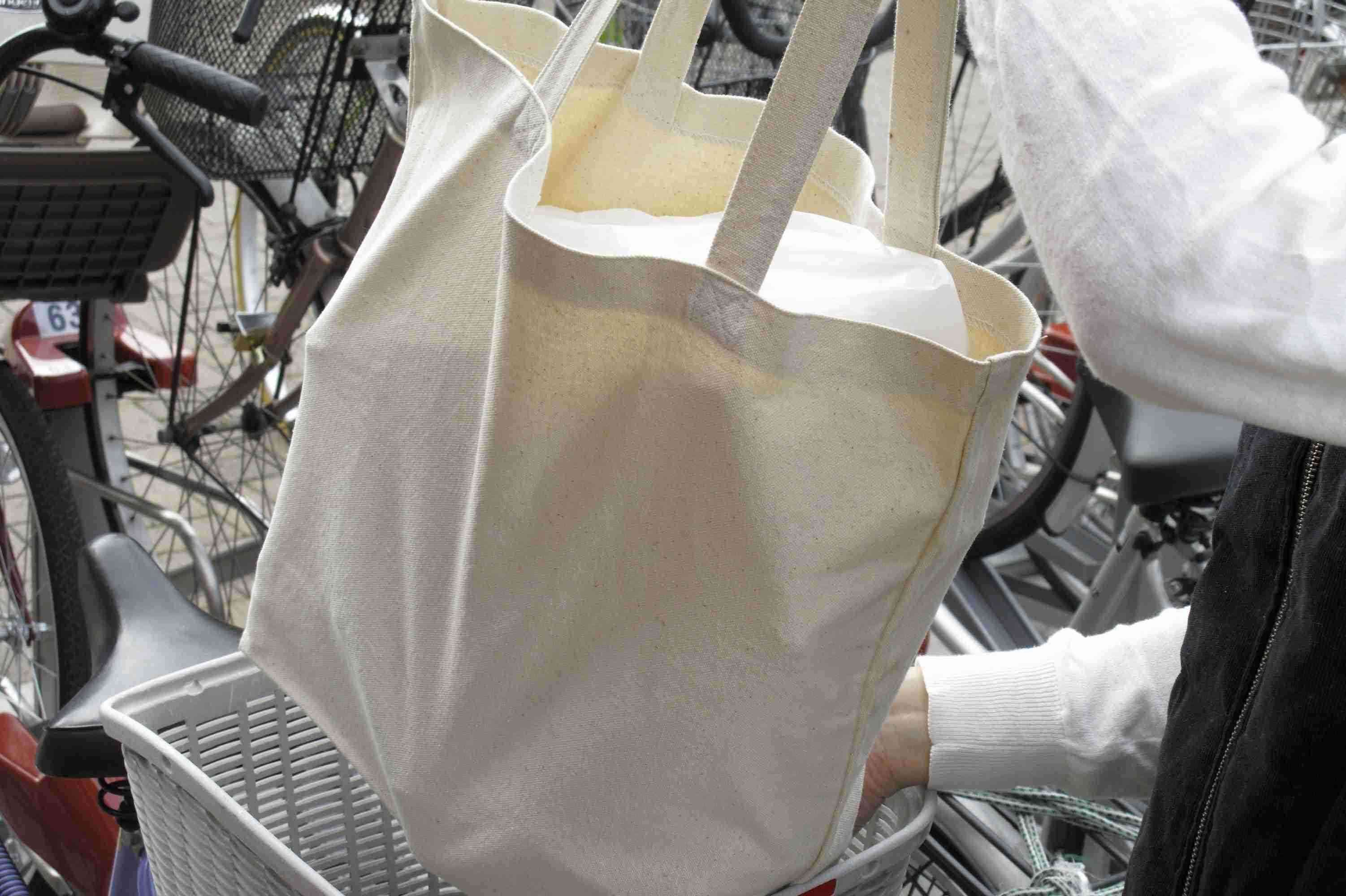 エコバッグが原因で食中毒の危険も…　農林水産省が注意呼びかけ