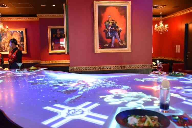 体験型レストラン「GUNDAM Cafe TOKYO」本日オープン、シャアとガルマが料理振る舞う