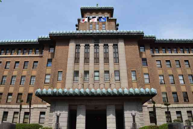 再拡大で「神奈川警戒アラート」発動　外出自粛は求めず（朝日新聞デジタル） - Yahoo!ニュース
