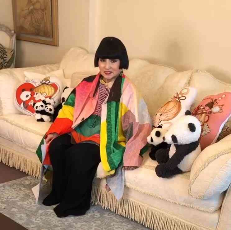 黒柳徹子「2ヶ月間、お家から1歩も出てない」