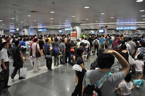 中国人による日本の医療制度タダ乗りツアーが好調…経営ビザで国保加入し3割負担で病気を治して元気に帰国 :  じゃぱそく！