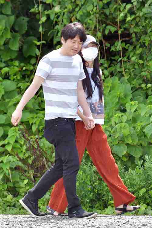 小島瑠璃子　19歳上キングダム漫画家・原泰久氏と「福岡縁結び連泊愛」