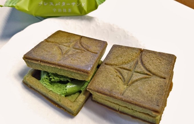 気になるお菓子を書くと実際に食べたことある人が感想を書いてくれるトピ