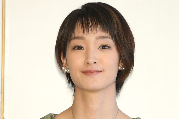 「剛力彩芽」独立へ　前澤友作氏支援で子会社を設立、「アンビリバボー」降板か | デイリー新潮