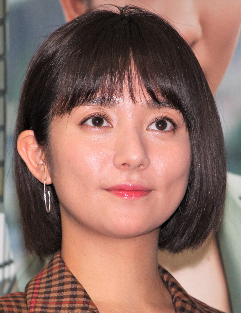 木村文乃「たまに性別が行方不明」　“イケメン”ヘア披露に「素敵越えて無敵」「魅力的」― スポニチ Sponichi Annex 芸能