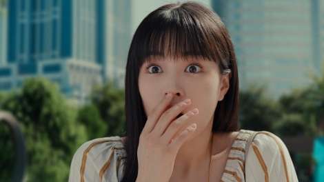 広瀬すず、新ポケモンカードCMに出演　ハライチ澤部と共演で「大変でした（笑）」 | ORICON NEWS