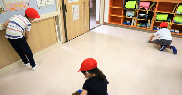 自宅学習を選べる「選択登校制」も　授業と感染予防の両立模索する学校現場 - 毎日新聞