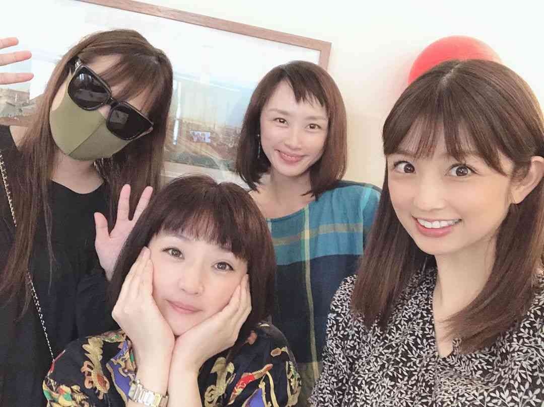 千秋「ママ会」ショットで小倉優子を祝福「ベビーシャワー。もえちゃんと飾り付けをしました」