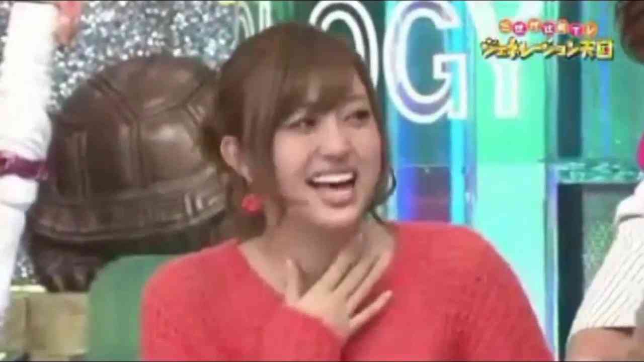 【放送事故レベル】泉ピン子、本番中に菊地亜美を潰しにかかる「悪いけどただのクソ生意気なガキね」 - YouTube