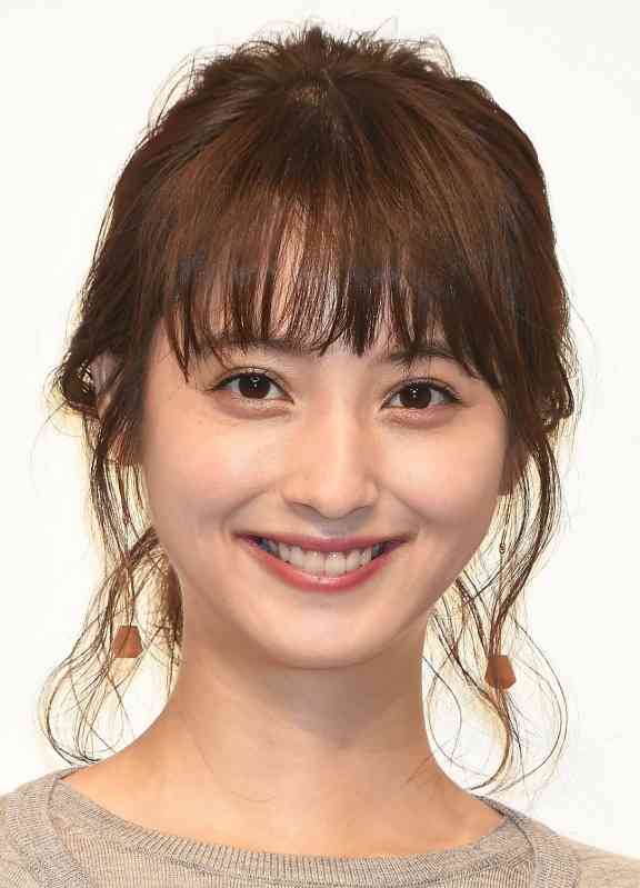 佐々木希『24時間TV』笑点コーナーに出演 テツトモとの生演芸&大喜利の座布団運び初挑戦「緊張しています」