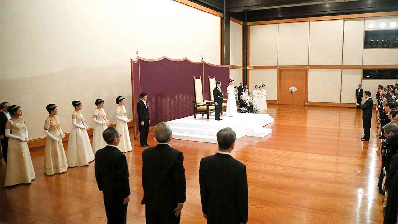 歴代の女性天皇 : 過去の10代8人はいずれも 父方に天皇の血筋を引く“男系” | nippon.com