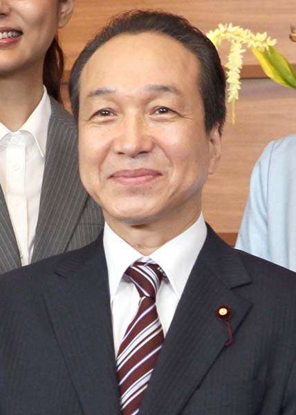〝百戦錬磨〟の綾野剛が「ヤバイ！」を連発　撮影を中断させた小日向文世