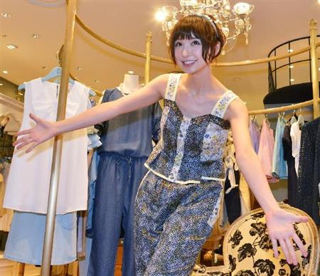 篠田麻里子がYouTubeデビュー、夫も初登場