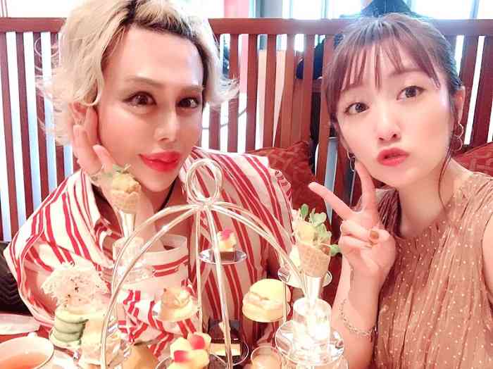 整形男子アレン、高橋みなみと“映えデート”を満喫「ラブリーな時間だった」 | ABEMA TIMES