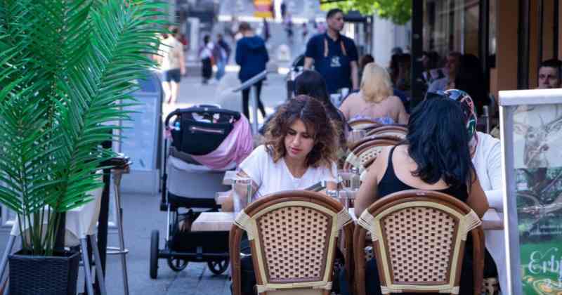 In Sweden, Where There Was No Lockdown, COVID Cases & Deaths Have Slowed to a Trickle – Summit News