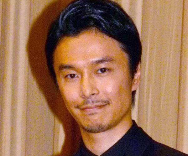 (3ページ目)【長谷川博己】長谷川博己またもコロナの重圧…鈴木京香と別居でピリピリ｜日刊ゲンダイDIGITAL