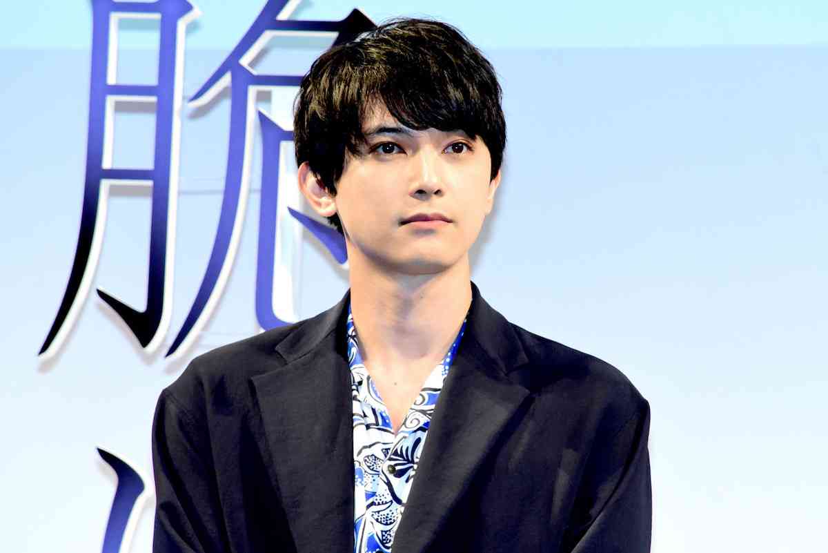 吉沢亮、仕事で