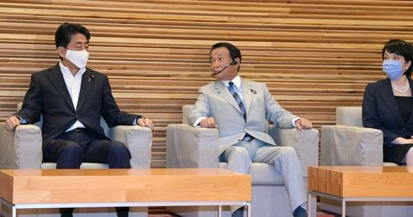 休みない首相の体調「全く問題ない」　菅長官、会議同席者「顔色よくない」指摘に