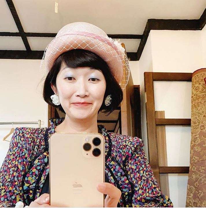 川村エミコがアパホテル社長を完全コピー アパしてますか 完成度にファン驚き ガールズちゃんねる Girls Channel