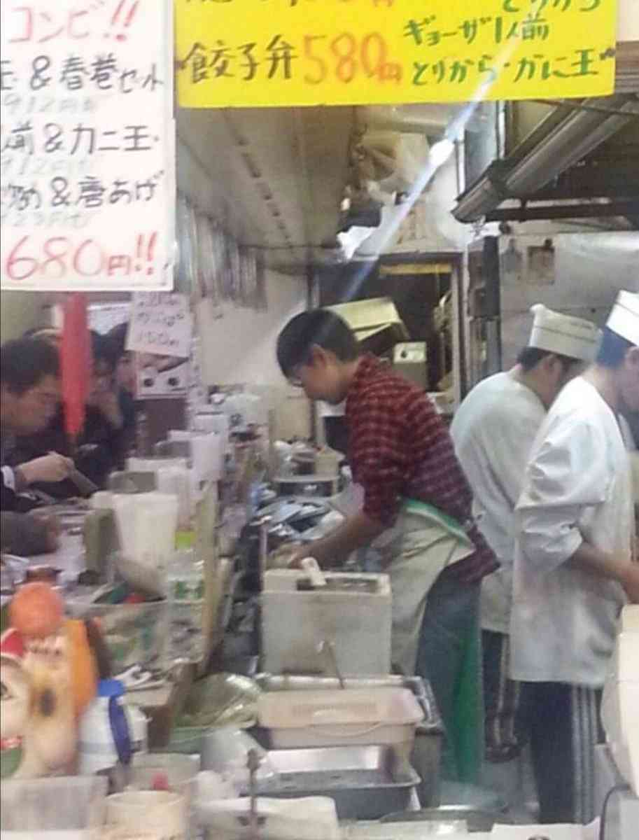 皿洗い30分でタダ TVなどで取り上げられた餃子の王将出町店が閉店へ