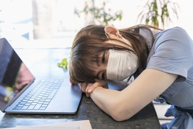 理想の働き方は「週4日勤務」が多数　「通勤時間などを入れたら7時間勤務では家事ができない」 | キャリコネニュース