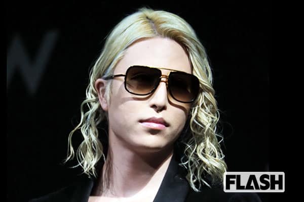 ROLAND、下着はいつも「黒の無地」自分がブランドなので… | Smart FLASH[光文社週刊誌]